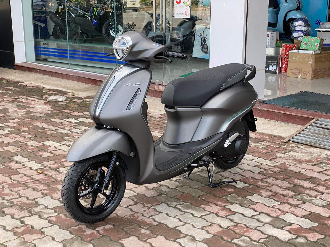 Mua xe Yamaha Grande 2025