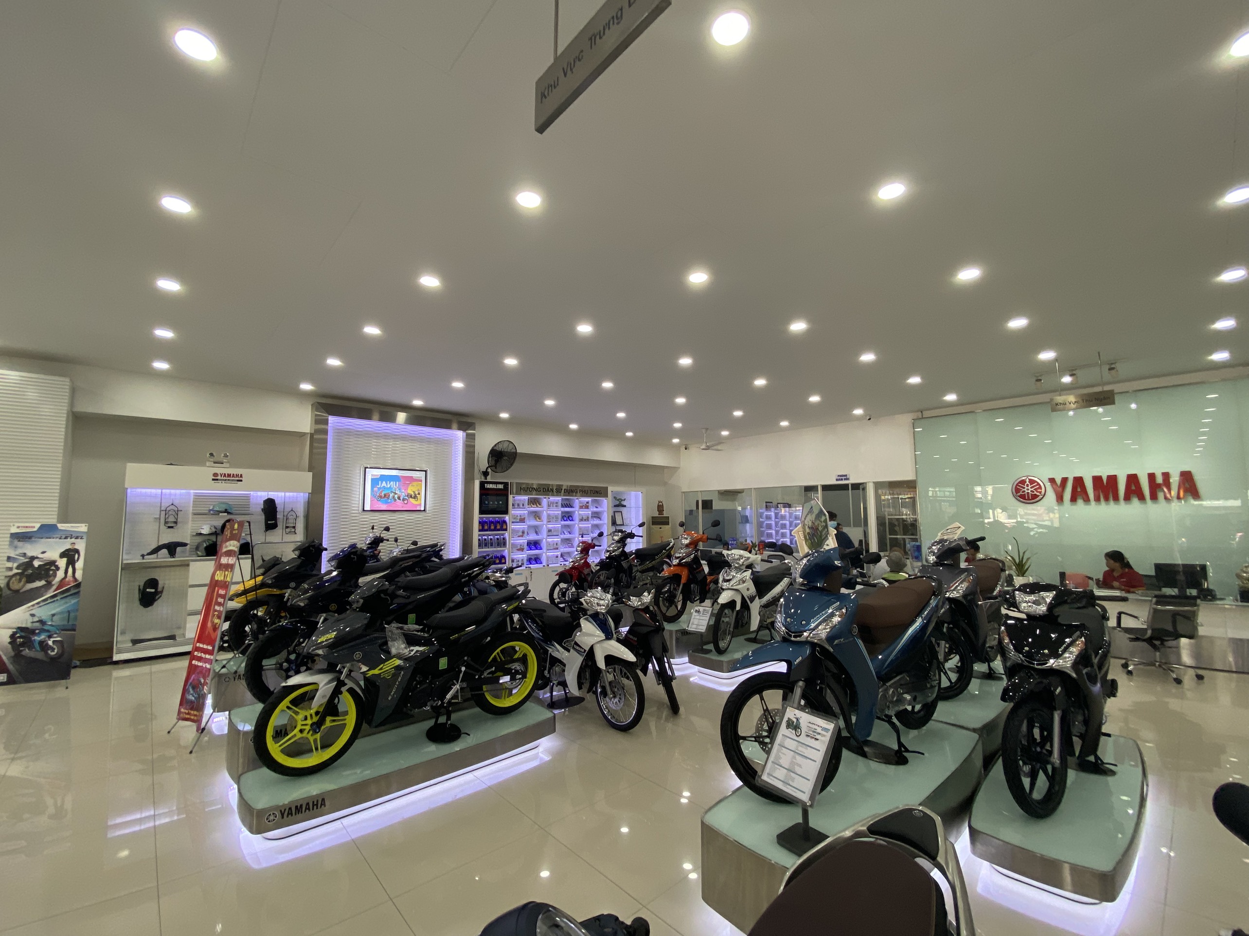 mua xe máy Yamaha giá tốt tại Hóc Môn
